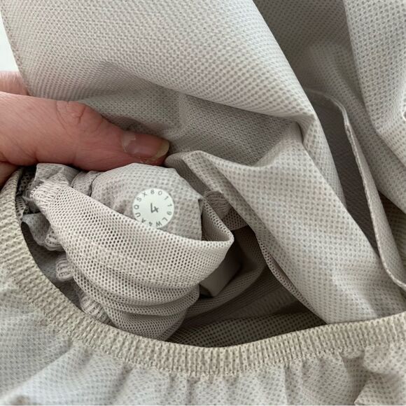 Lululemon Smooth Departure Windbreaker Long Jacket in Light Chrome, Size 4 - Picture 6 of 12